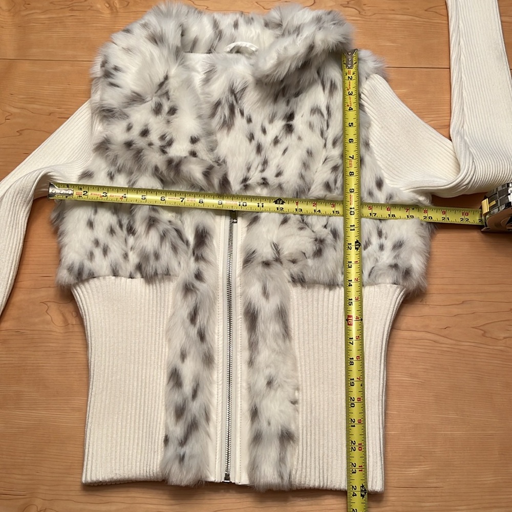 Boston Proper Snow Leopard Faux Fur Cardigan Sweater Sz L - Picture 15 of 17